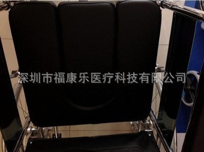 多功能座便輪椅 解決老年人如廁難題的實用之選